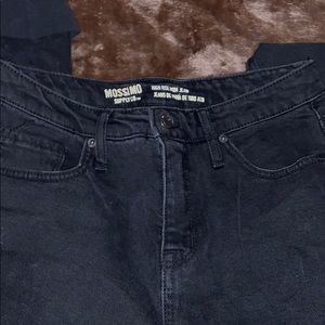 Black High Ruse Mom Jeans